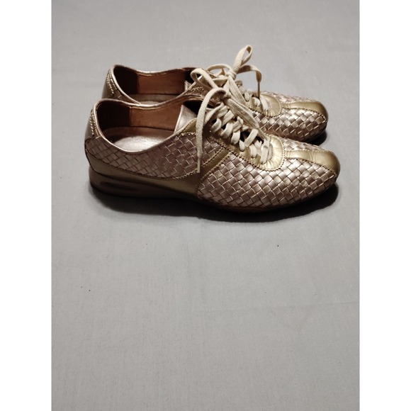 Cole Haan Women Air Leather Weave Casual Metallic Gold Sneaker Shoe 8.5 B Preppy - Picture 7 of 9
